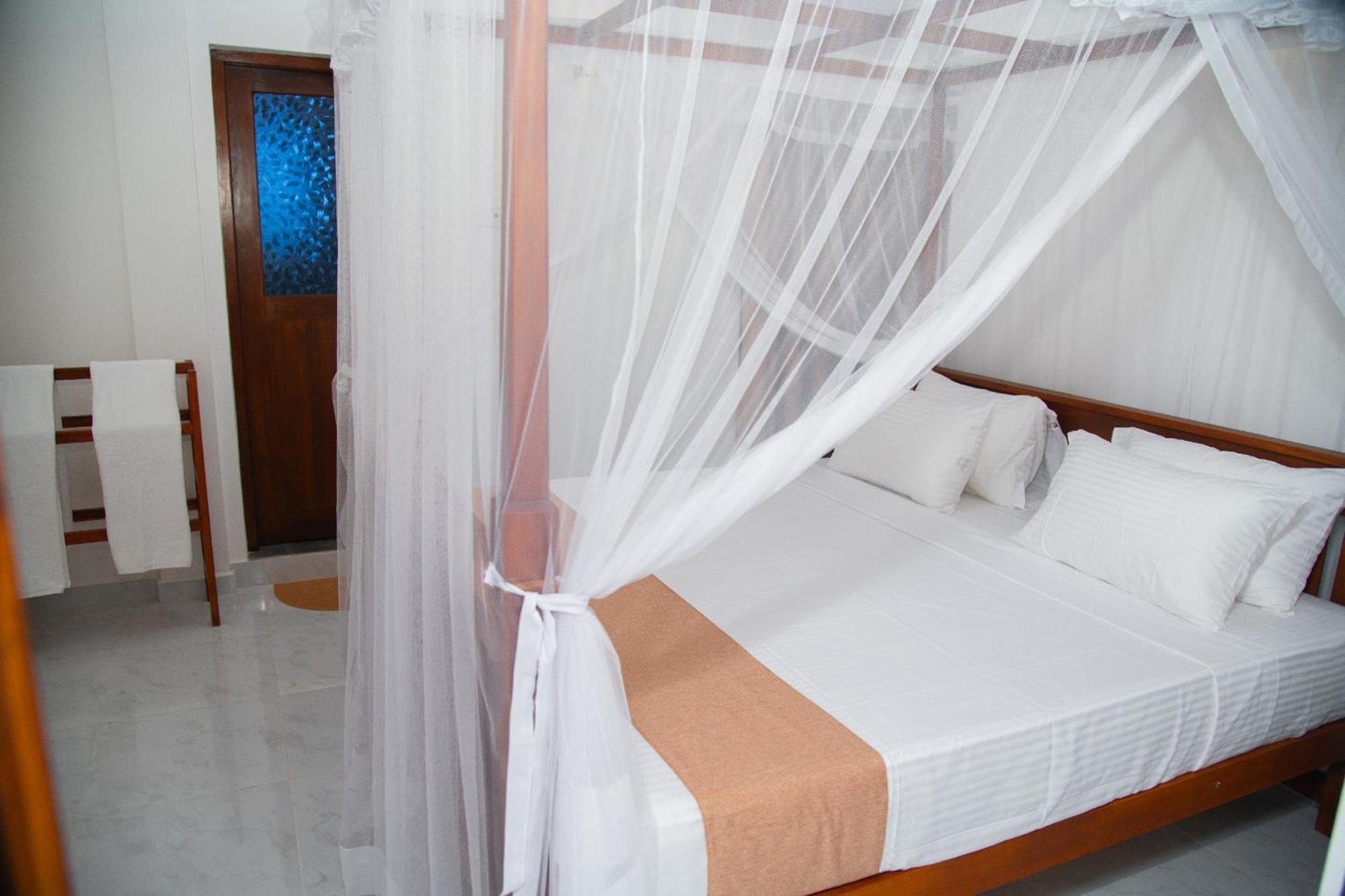 Tango Sunrise Villa Tangalle Extérieur photo