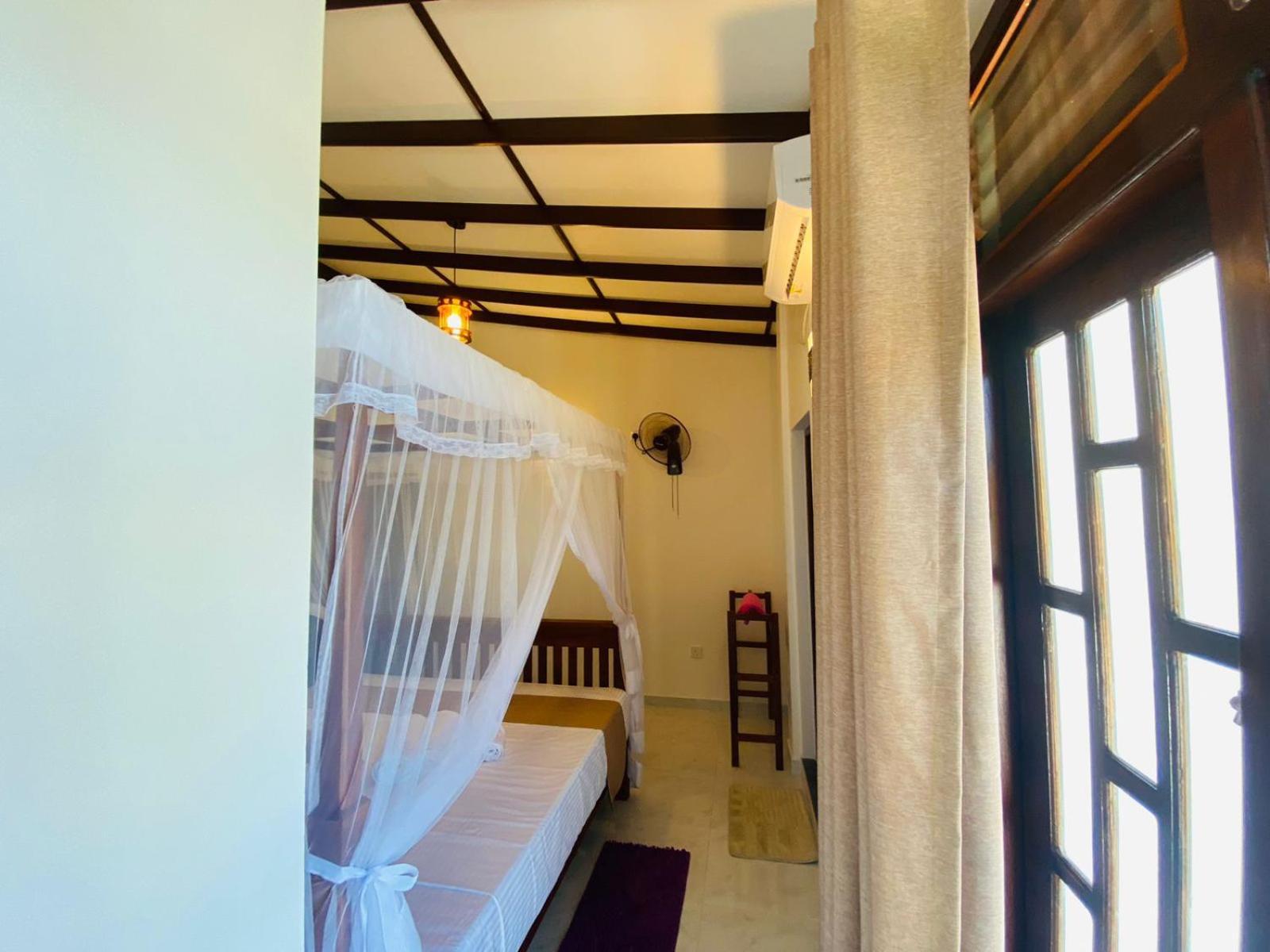 Tango Sunrise Villa Tangalle Extérieur photo