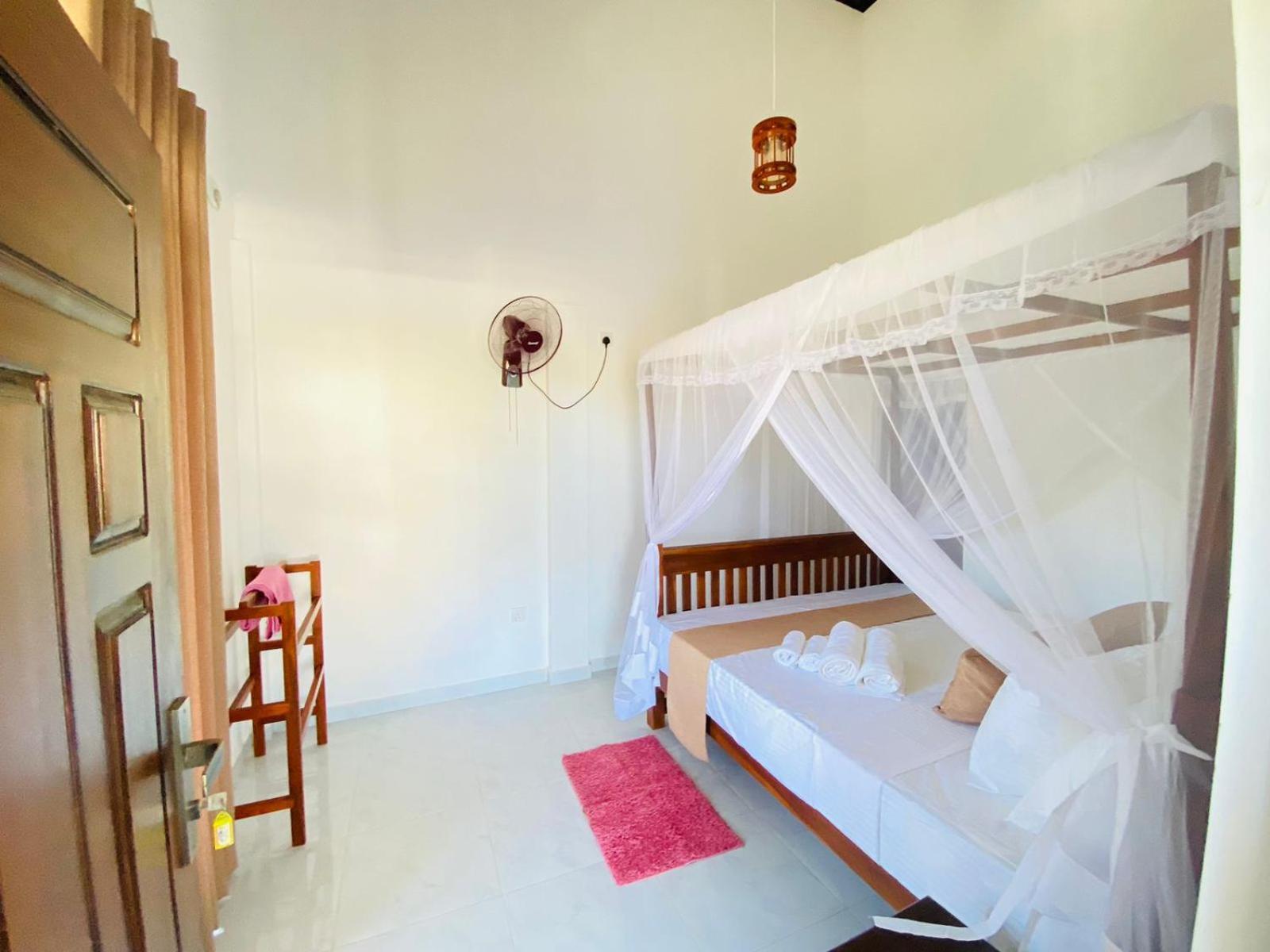Tango Sunrise Villa Tangalle Extérieur photo
