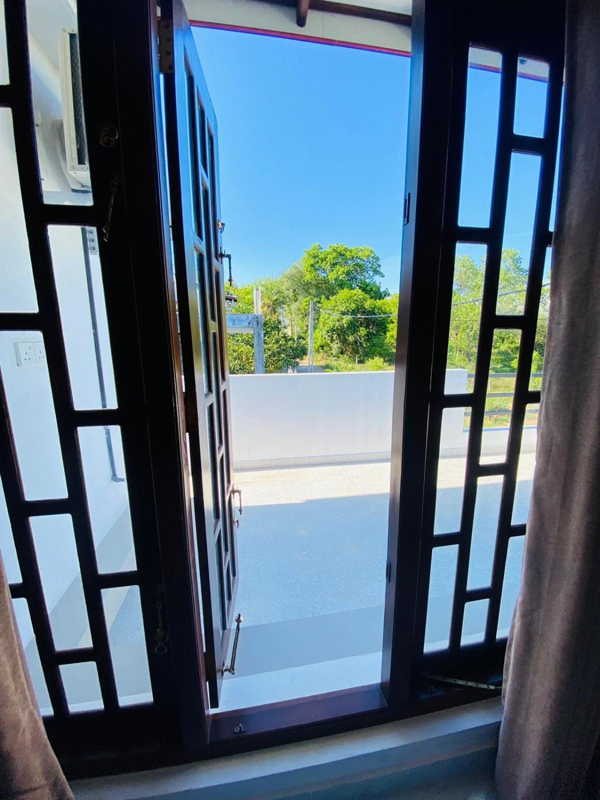 Tango Sunrise Villa Tangalle Extérieur photo